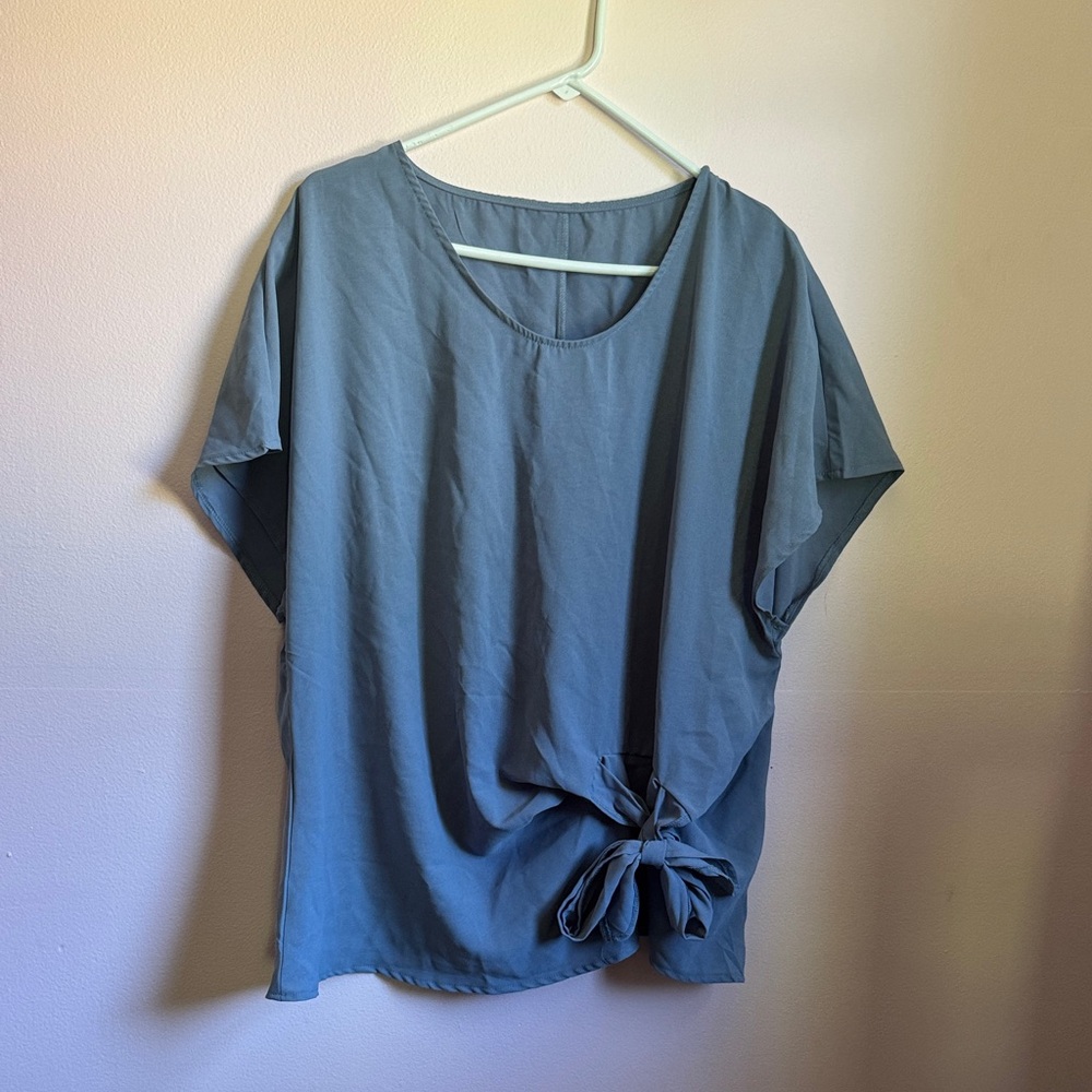 SHEIN Blue Tie-Front Blouse